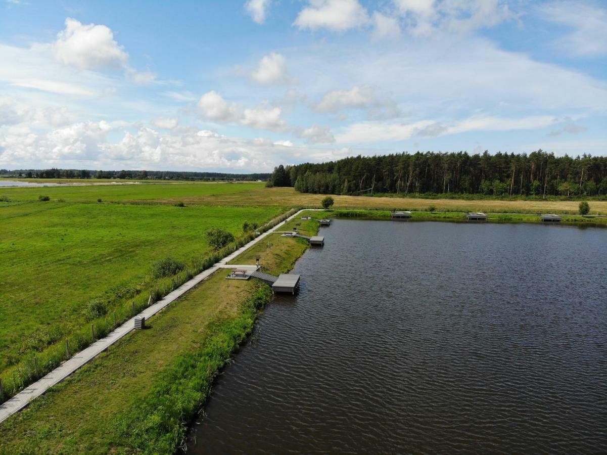 Karpu Dikis-Kempings Viesites Jaunmārupe Exteriér fotografie
